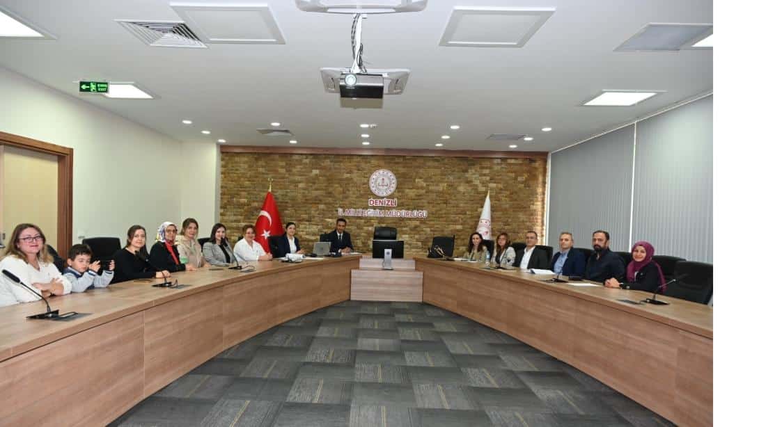 2025-2026 Eğitim- Öğretim yılı kapsamında yürütülecek Mektebi Yazar Okumaları Programı faaliyetlerine ilişkin sene başı toplantısı gerçekleştirildi.